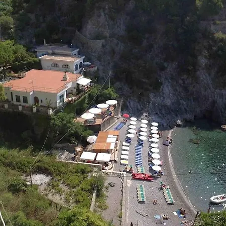 La Caletta Hotel 4*