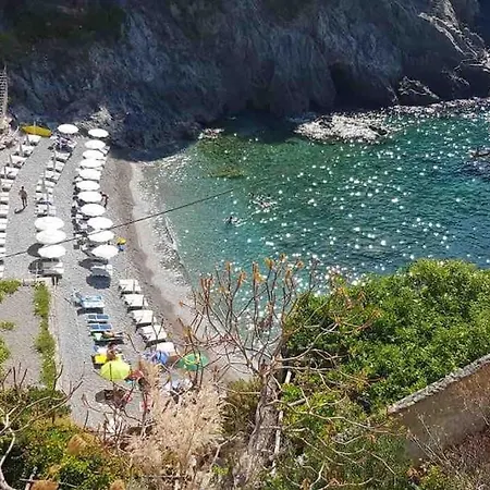 La Caletta Hotel 4*