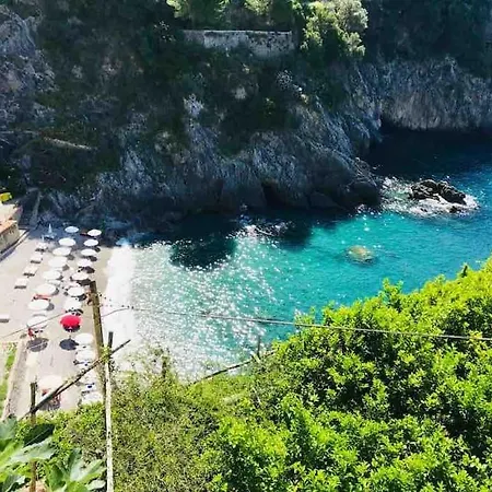 Hotel La Caletta 4*
